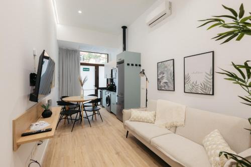 Patraix Apartment | Elegant Loft in Valencia