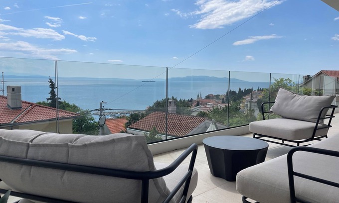 Volosko Apartment | Elegant Sea-View Apartment with Spacious Balcony, Steps from the Adriatic
