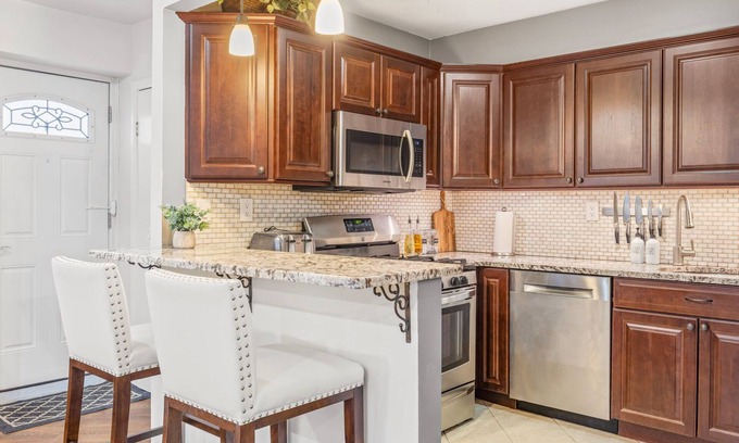 Hoboken Condo | Elegant Spacious Well-stocked Brownstone Duplex