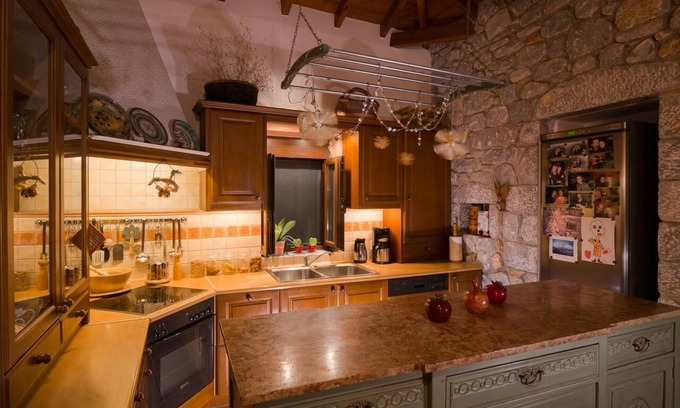 Karvelas House | Elise Cottage, Your Heavenly Paradise in Mani