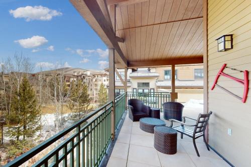 Elkhorn Village House | Elkhorn Springs Retreat