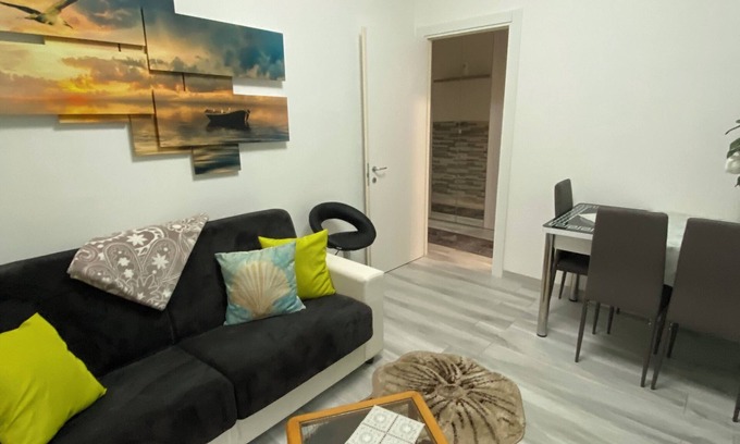 Rezza Apartment | Ella Relax