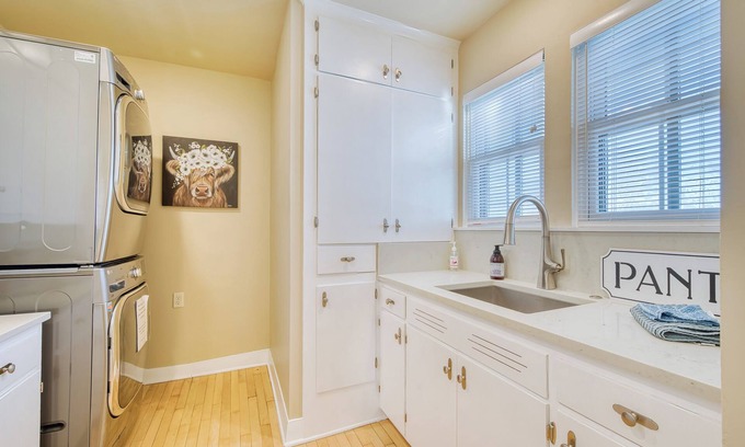 Plymouth House | Elm Park Farmhouse 4 Miles from Road America and 45 Minutes from Green Bay