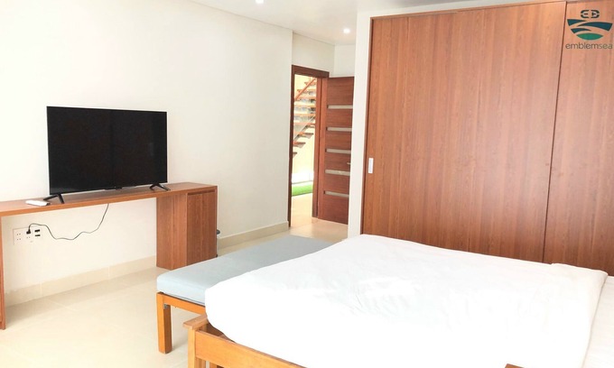 Ngu Hanh Son Villa | Emblemsea 4br at Ocean Resort