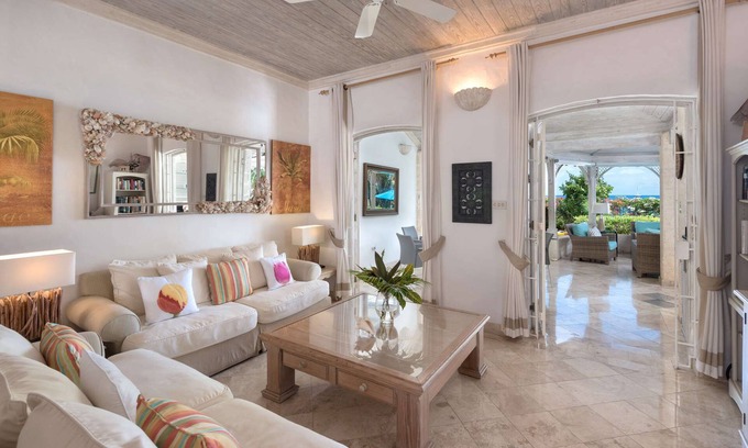 Gibbs Bay Apartment | Emerald Beach 5 | Aspicia