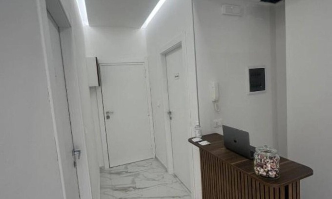 Naples House | Emerald Rooms: Deluxe Double Room
