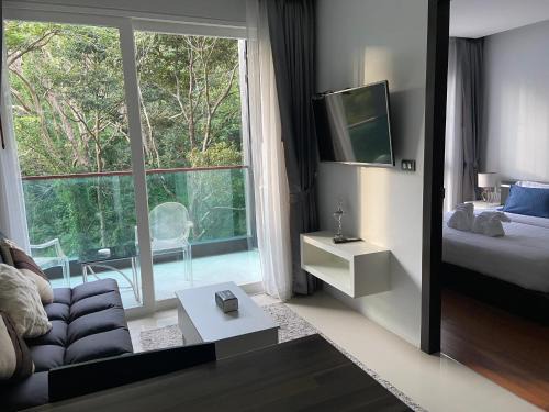 Patong Apartment | Emerald Terrace Condo 10-Family One Bed & Sofa Bed Garden View