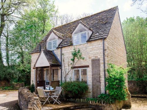 Winchcombe House | Emma Dent
