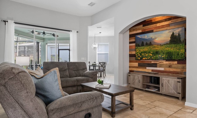 Haines City House | Enchanted villa near Disney, Universal, Legoland, and prestigious golf courses