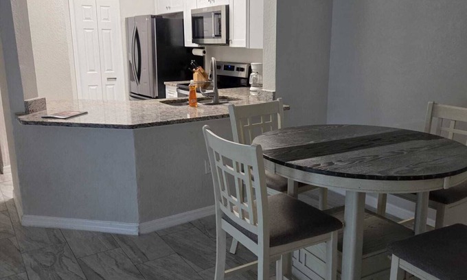 Oak Ridge Condo | Enchanting 3-bedroom condo NEAR EPIC UNIVERSE