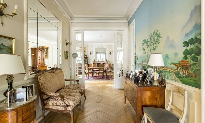 Porte-Dauphine Apartment | Enchanting Murals by Trocadero Gardens, by Veeve