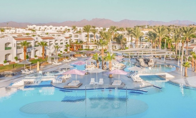 Sharm El Sheikh Resort | Endless Fun | Spa Days, Water Slides & Beach Strolls, 3 Rooms w/Pool View