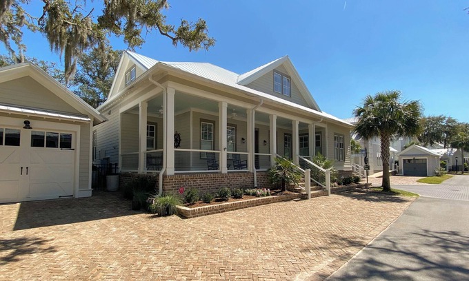 Jekyll Island House | ENDLESS SUMMER @ OCEAN OAKS 4 bedrooms, 4.5 bathrooms