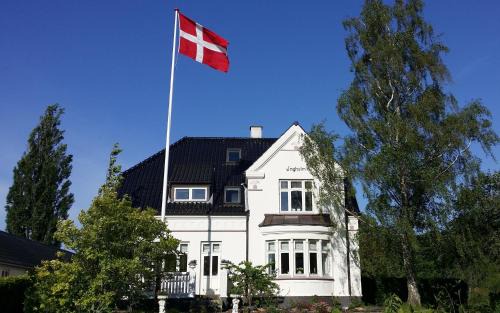 Naesby Bed & Breakfast | EngholmBB