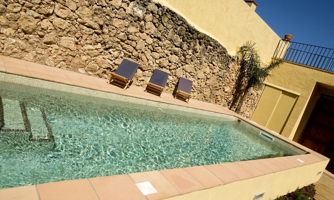 Castellet House | Enjoy nature with your family near Barcelona