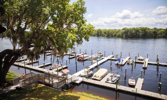 Welaka Condo | Enjoy sunsets on the St. Johns River- Waterfront Property with boat slip!