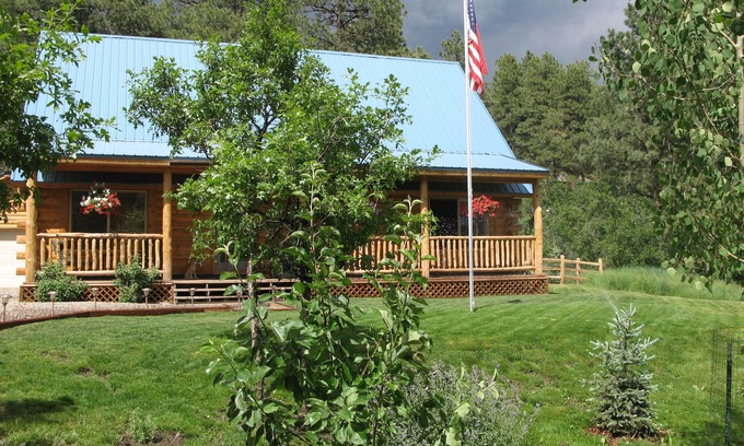 Forest Lakes Cabin | Enjoy the cool pines in colorful COLORADO! Park like setting & Wildlife GALORE!