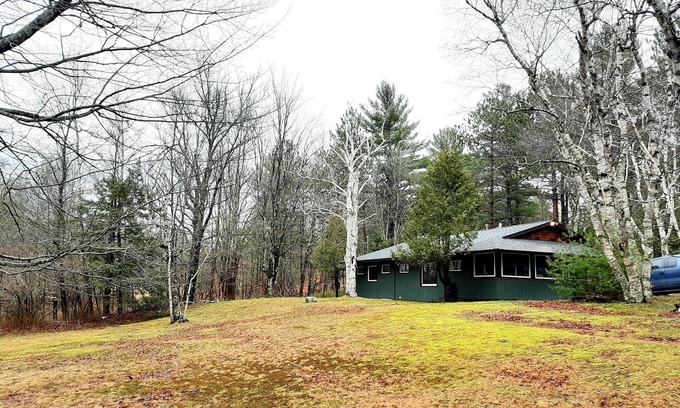 Wilmington House | Enjoy the magic of the Adirondacks that awaits you at the Iron Peaks Lodge.