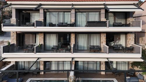 Nafplion City Centre Hotel | Ennea Muses Rooms and Suites