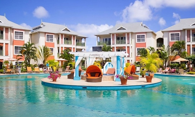 Rodney Bay Hotel | Ensuring a Very Comfortable & Memorable Stay! Two Units, Pool, Free Parking!