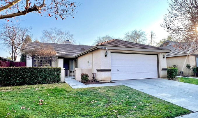 Pumpkin Center House | Entire 3-bedroom 2-Bathroom House in Bakersfield