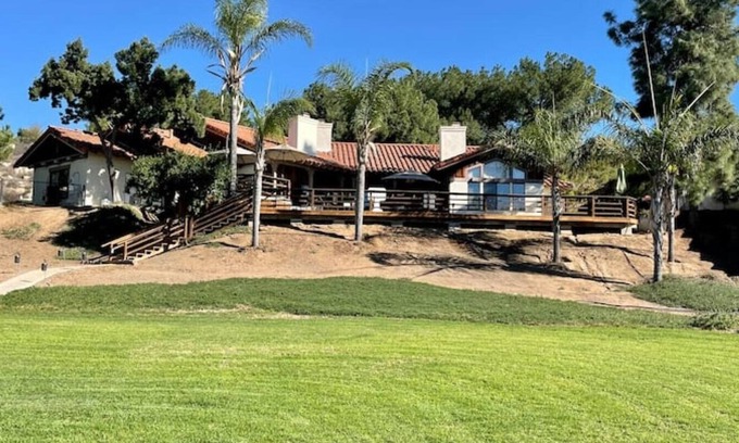 El Cajon House | ENTIRE HOUSE! Stunning 4BR with view/Outdoor Oasis