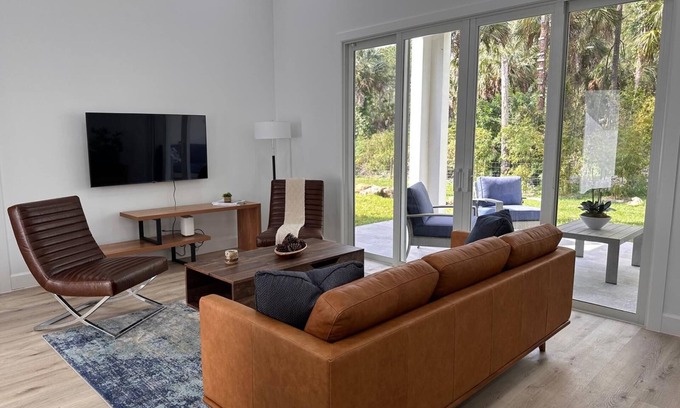 Rural Estates House | Entire New modern Home in Naples