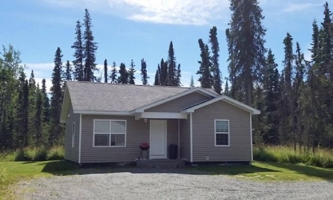 Soldotna House | Entire Soldotna Unit B by the Kenai river