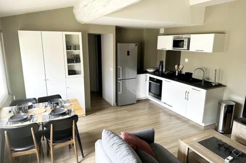 Mireval Apartment | Entre Vignes et Mer, avec Wifi, Clim et Netflix