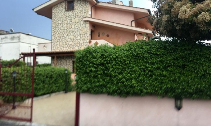 Monte Compatri Apartment | Enza-home-in-ROMA