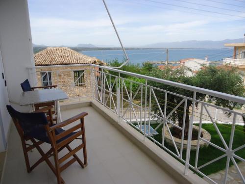 Petalidi Apartment | Erato Apartments