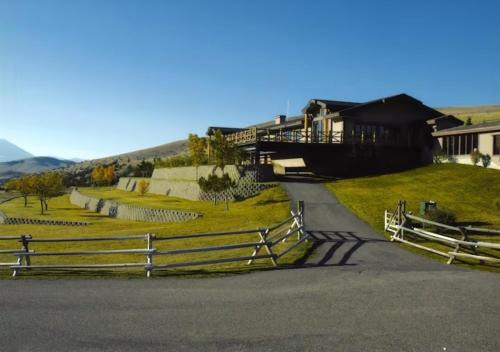Livingston Cabin | Erik's Ranch