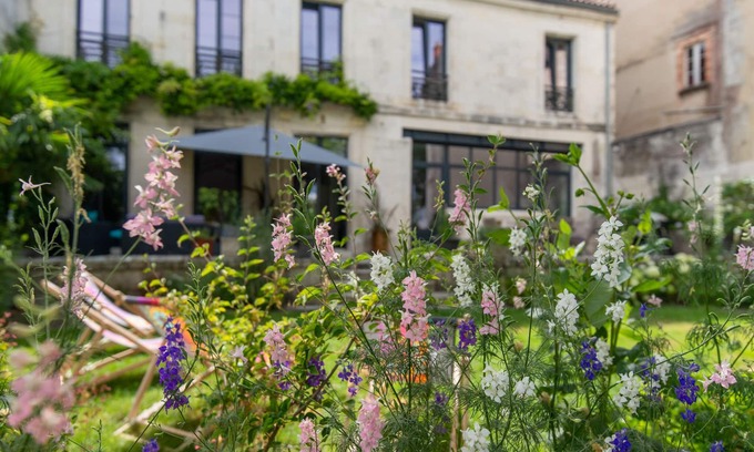 La Rochelle City Centre House | ESCALE ROCHELAISE, spa and sauna, urban gîte, La Rochelle, city center