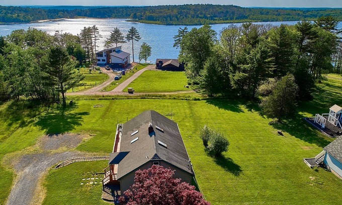 Highland Lake House | *Escape The City* | Lakefront home with hot tub and sunset views