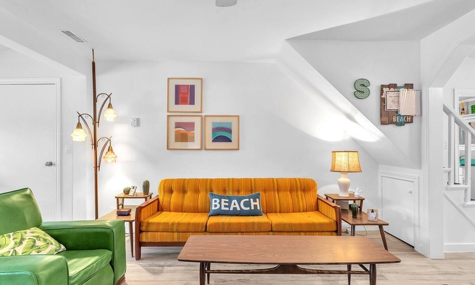 Grand Bend Cottage | Escape to Grand Bend at Sunnyside Cottage