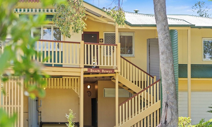 Point Lookout House | Escape to your own piece of paradise at Point Lookout.