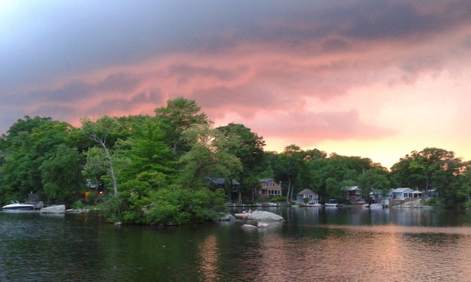 Andover Cottage | Escape to your own private cove! Year round enjoyment at this lakefront cottage!