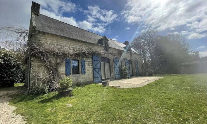 Melrand House | ESPERAIDANCE Country gîte for 15 people