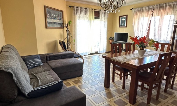 Esposende Apartment | Esposende 3 Bedrooms Balcony Center Flat