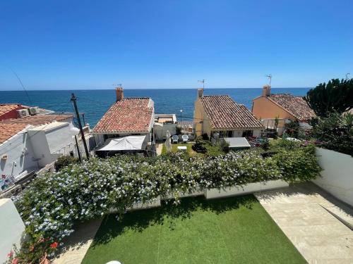La Gaspara House | ESTEPONA BEACH SUITES 3. URB. ARENA BEACH 9