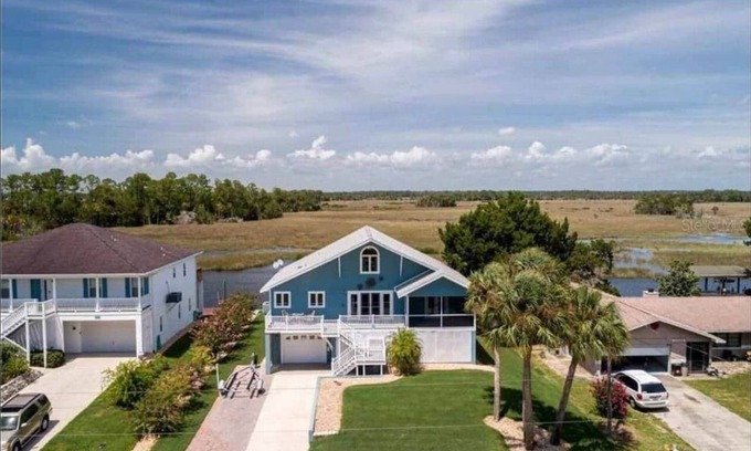 Crystal River House | Estuary Oasis