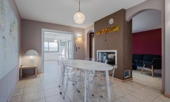 Cibali Apartment | Etna View Superior Flat with Terrace and Jacuzzi