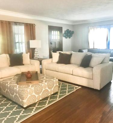 Euclid House | Euclid Beach within reach