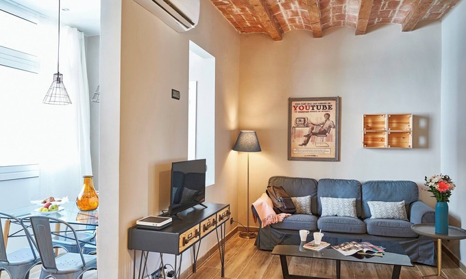 Sants Apartment | Eusebio Planas - Two Bedroom Apartment, Sleeps 4