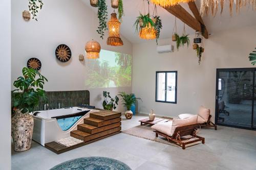 Saint-Jean-de-Cornies Apartment | Evasion Balinaise