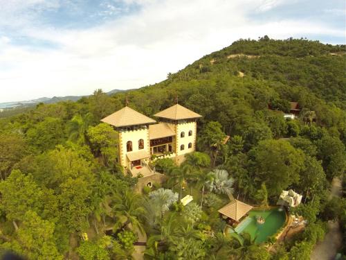 Mae Nam Villa | Ever dreamed of staying in a 4 Bedroom Castle SDV044A-By Samui Dream Villas