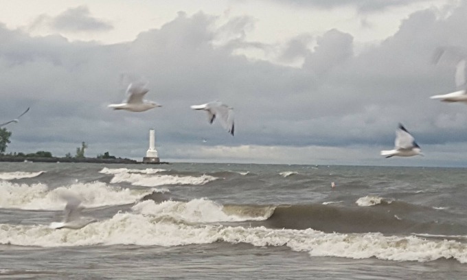 Huron House | Everything you need for a beach vacation!