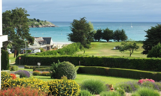 Saint-Cast-le-Guildo Apartment | Exceptional 140 m² duplex classified * facing the beach and golf course!
