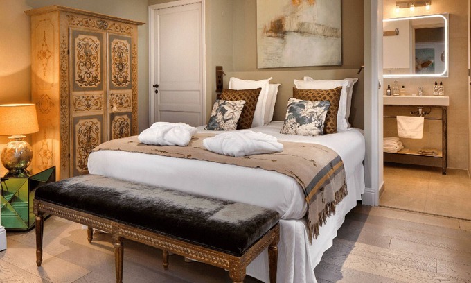 Avignon City Centre Hotel | Exclusive B&B Suites, Apartments, Spa & Fitness The Augustinian House an