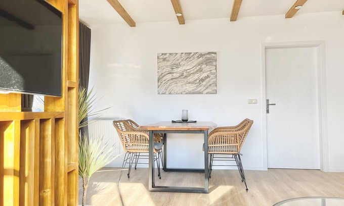 Alt Gaarz Condo | Exclusive beach apartment with sauna